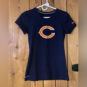 Nike Dri-FIT NFL Team Chicago Bears Apparel Tee Shirt